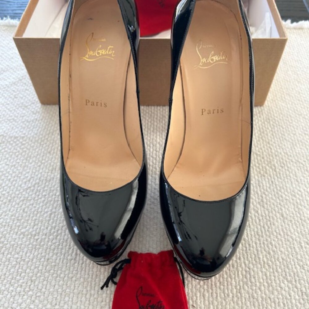 Christian Louboutin Bianca 140 Patent Calf Black Size 38.5 (US 8 1/2)